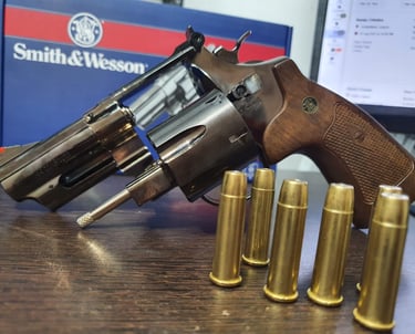 smith and wesson with shell