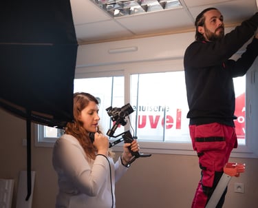 Tournage sur site de video d'entreprise avec louvel à vitré