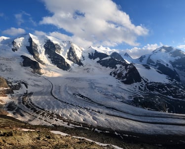 Piz Palü Gletscher Piz Bernina Schnee Gipfel Wolken