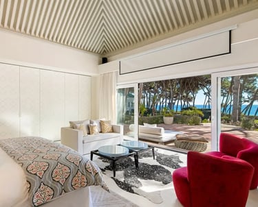 Chic suite at Villa El Rincon with sea views