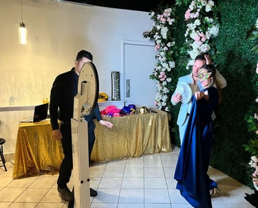 alt="Social Booth photobooth with guests in Maryland quinceañera event"