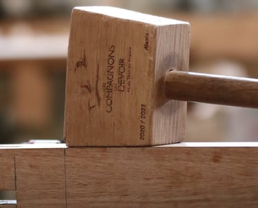 Marteau des Compagnons du Devoir, Alexis Maheut - Artisan Menuisier à Livry-Louvercy