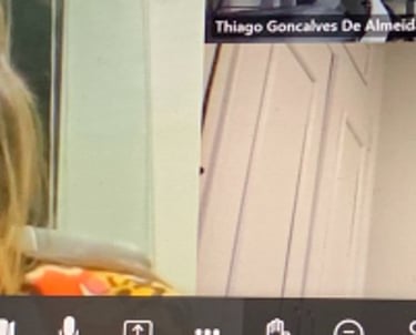 Josi Ministrando Workshop de pesquisa