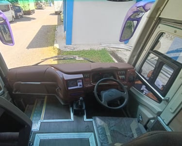 Sewa Bus Medium Pariwisata Jogja