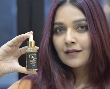 Actor Mansi Shrivastava at Ayush Manocha Salon