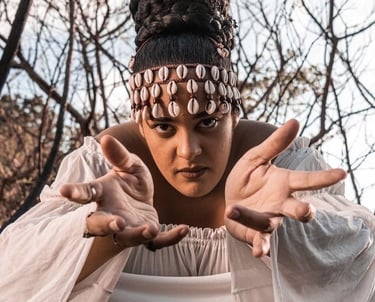 Aquenda Álbum Visual Luna Vitrolira