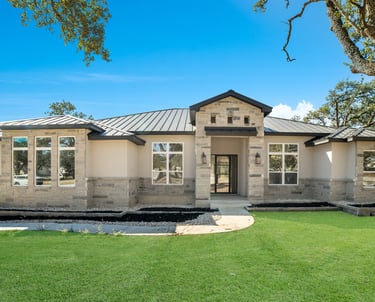 Bulverde TX luxury home sold by best realtor Julie Kaczenski