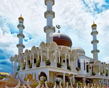 MESQUITA: Ahmadiyya Anjuman Isha'at Islam Keizerstraat, é a sede do movimento Islâmico do Suriname.