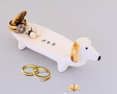 wiener dog holder, dachshund ring stand, cute doggy decor, weenie jewelry display, pet lover gift, d