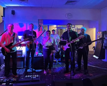 The Dodgers - Rock/Pop covers band Banbury