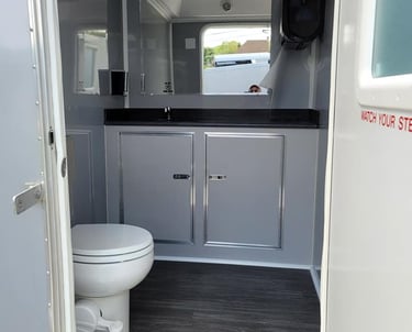 luxury rental bathrooms, women's restroom
