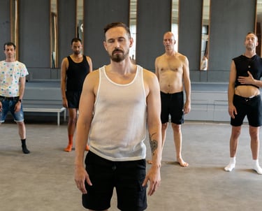 men meditating