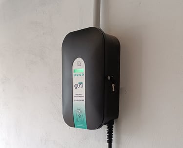 Cargador policharger nw en pared