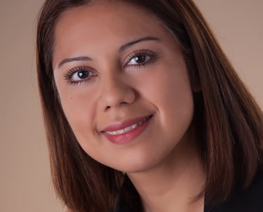 a woman with a black shirt and a black shirt