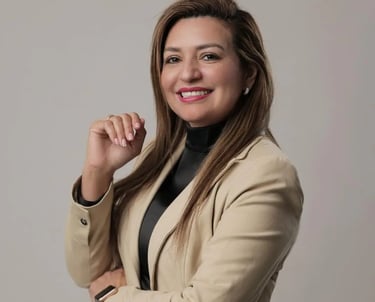 Rosmery A Young - Expert in aesthetics and dental cosmetology with over 20 years of experience