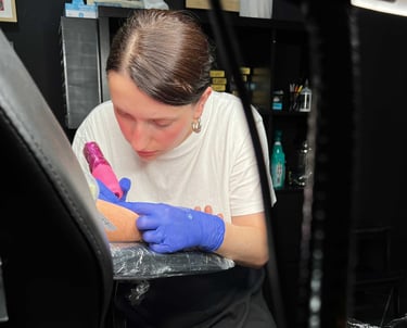 Tattoo and body piercing studio in Vagos, Aveiro.