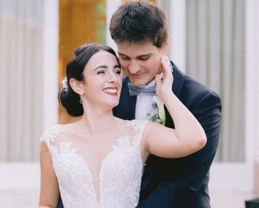 Photographe mariage Lille - photo de couple femme devant l'homme