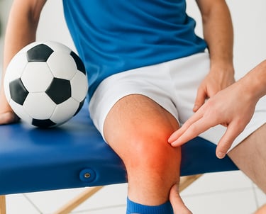 Swollen knee and instability due to ACL tear symptoms