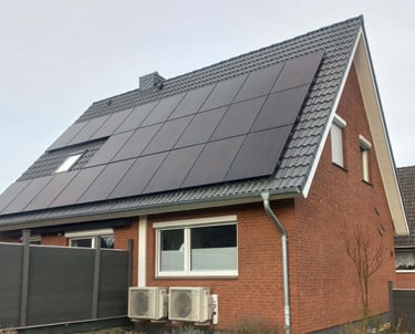 schrägdach solarmodule montage full black 