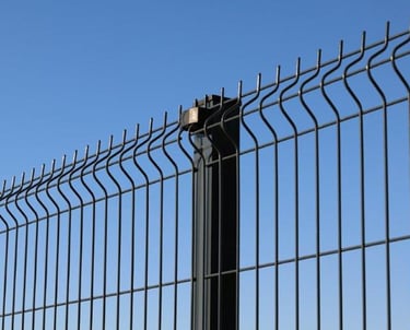 drvometal, drvo metal, nameštaj, police, stolovi, stolice, ograde, ograda, kapija