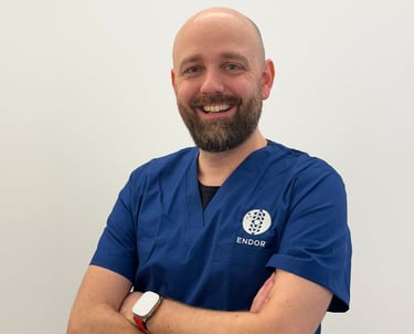 Simone Faccendini, osteopata e fisioterapista a Milano, fondatore del Centro Endor