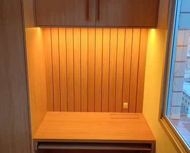 Escritório iluminado