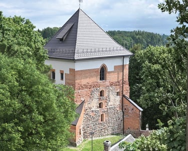 Trakų pusiasalio pilies liekanų ir kitų statinių komplekso pilies liekanos