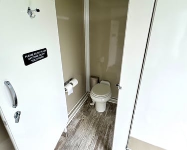 luxury bathroom rental, luxury women's bathroom
