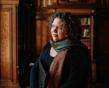 Grabrednerin Daniela Dietz Frankfurt Rhein-Main