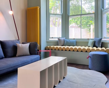 bold-interior-design-living-room