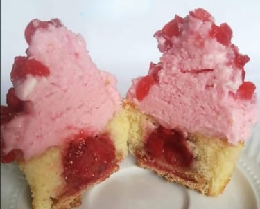 cupcake relleno fresa pasteleria queti lima