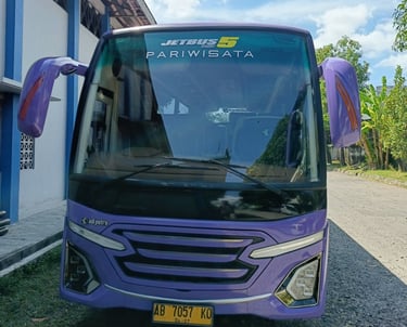 Sewwa Bus Pariwisata 33 seat jogja