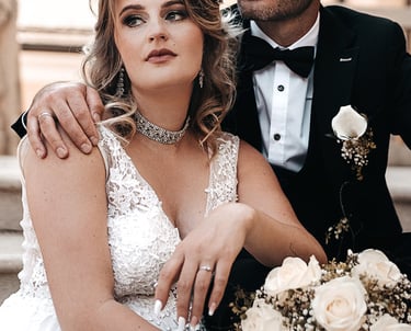 Engagement and Wedding Packages, Pre-Wedding Photoshoot Austria, Same-Day Wedding Edit