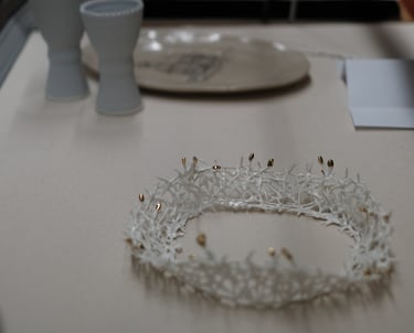 White porcelain ceramic artwork crown with 22ct gold lustre tips