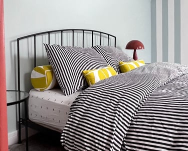 stripe-bedroom-design