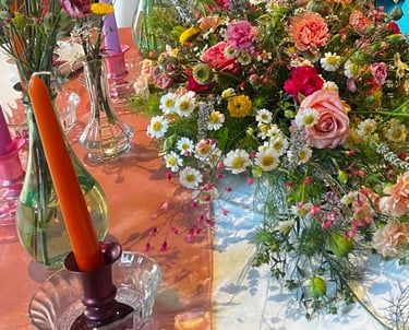 Décoration florale colorée
