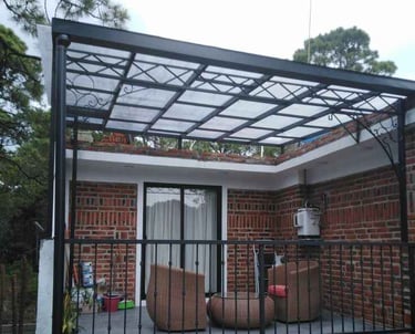 A modern Polycarbonate Sheet Roofing house 