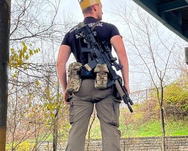 civilian patrol rocking 2x stuff pouches