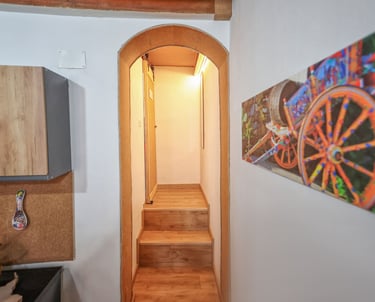 suggestivo arco in sughero ingresso anti bagno