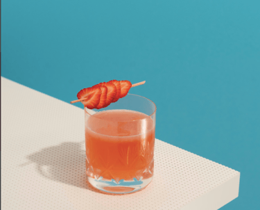 strawberry lemon blend of juice 