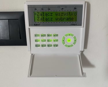 Montaż systemu alarmowego Satel, instalacja alarmu domowego trójmiasto