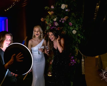 roaming photobooth wedding toronto