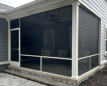Aluminum System patio with Super Screen.
