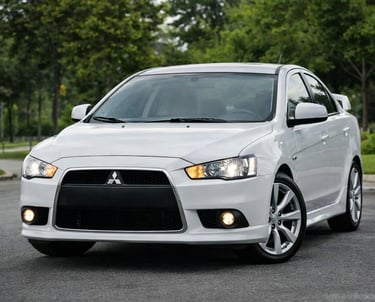Mitsubishi Lancer HL-T 2019 branco seminovo com visual esportivo inspirado no Evolution