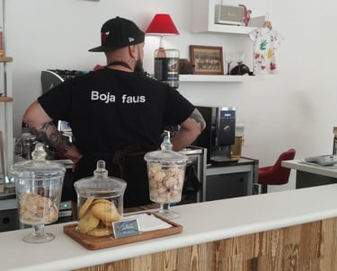 Eros Cavalieri - Proprietario del Bar Camillo Caffè a Santena