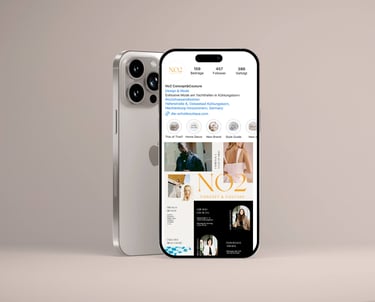 Mockup Smartphone Social Media Design
