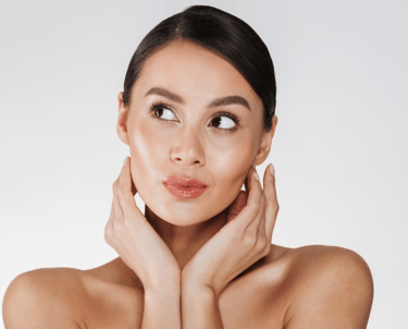 Otoplasti sonrası hastadaki görünüm