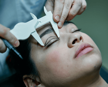 Üst göz kapağı estetiği