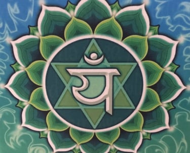 Heart chakra's green symbol