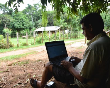 Trabalho remoto 2026: produtividade total até no coração do Pantanal.